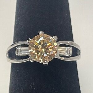 Champagne and clear rhinestone silver tone cut out ring size 6.75